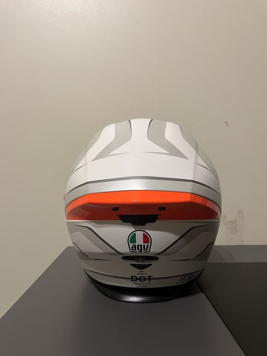 Capacete de motae agv