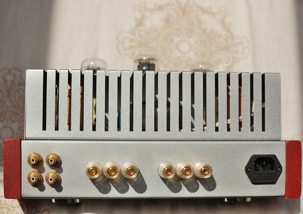 Ламповий підсилювач на 2С4С прямонакальних та американських RCA 6Q7