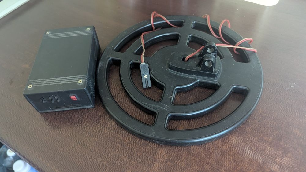 Продам Металлоискатель