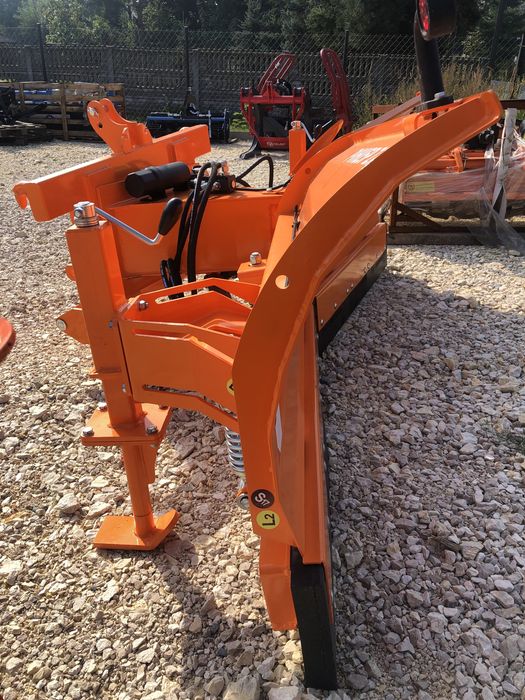 Pług do śniegu VOLANT hydrauliczny składany komunalny euro/tuz