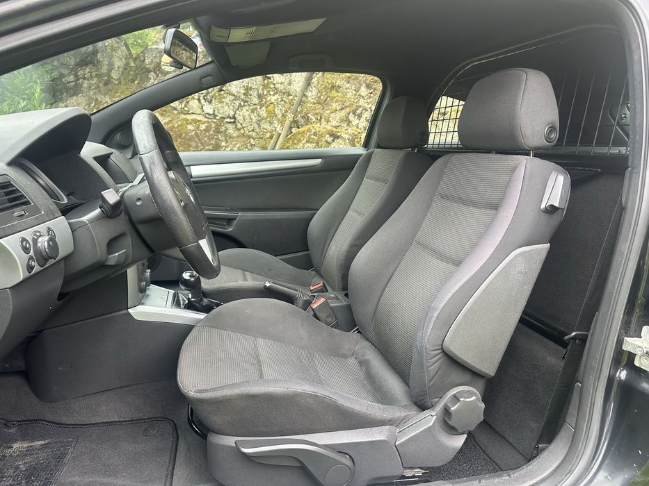 Opel Astra 1.7 GTC