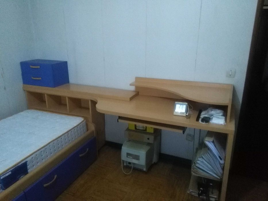 Mobilia de quarto de criança / adolescente completa