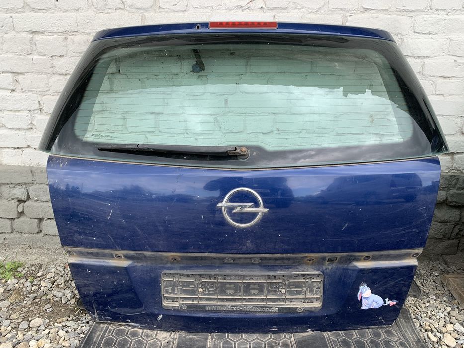 Двері дверь ліві кришка багажника ляда Opel zafira B шрот