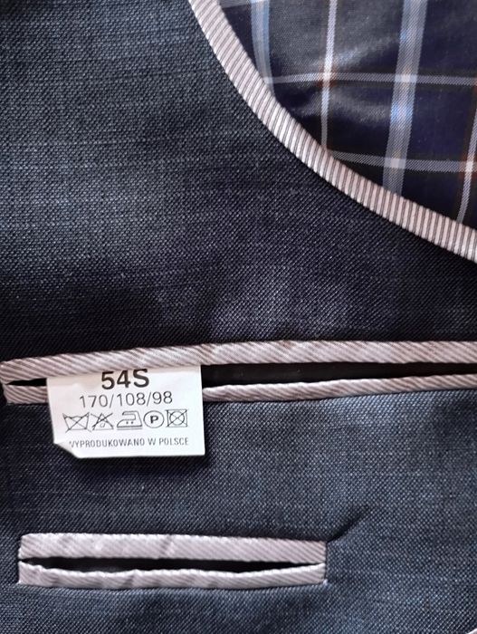 Oddam garnitur dwuczęściowy