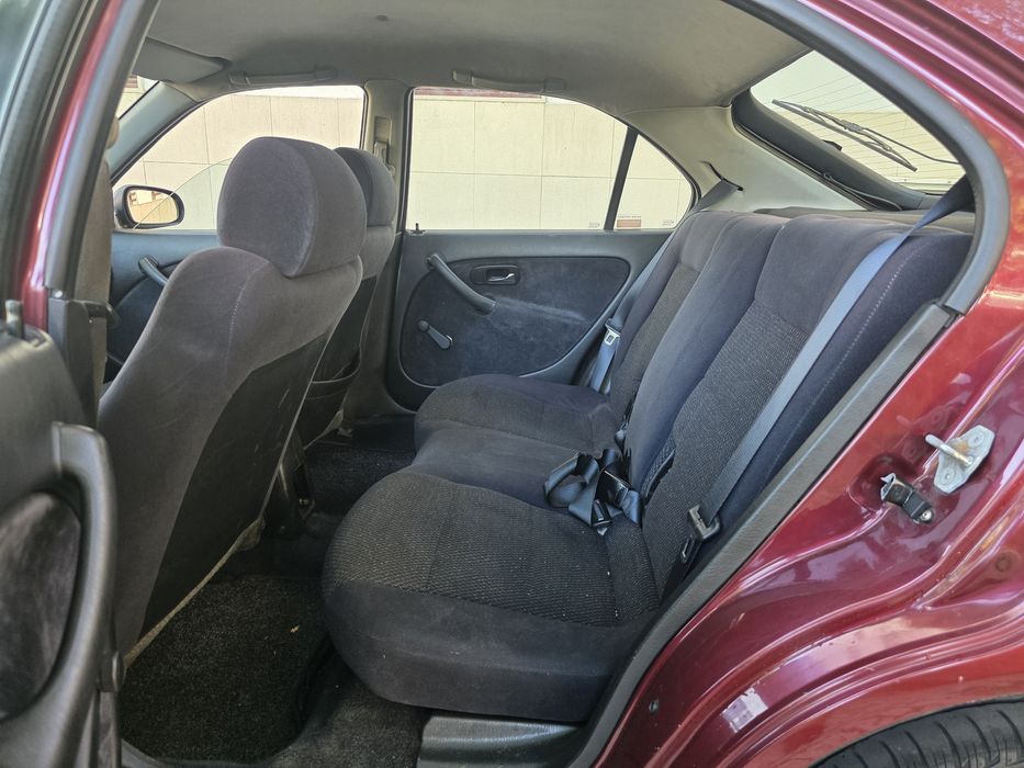 Honda Civic 1.4i
