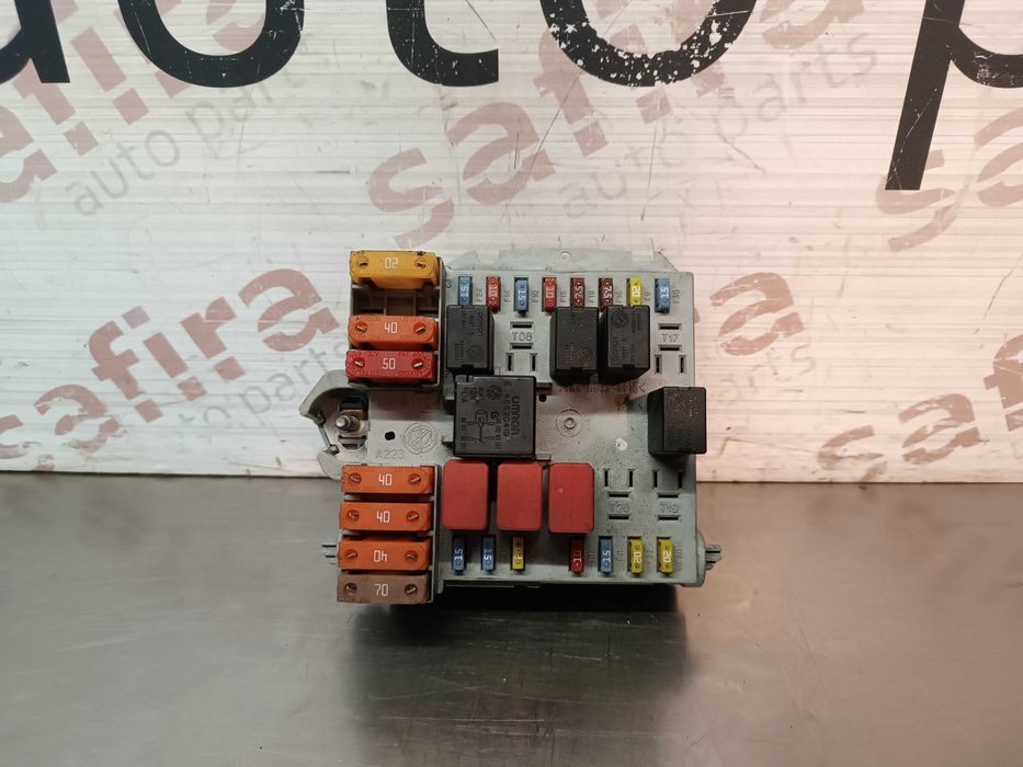 CAIXA DE FUSIVEIS ALFA ROMEO 159 50508214