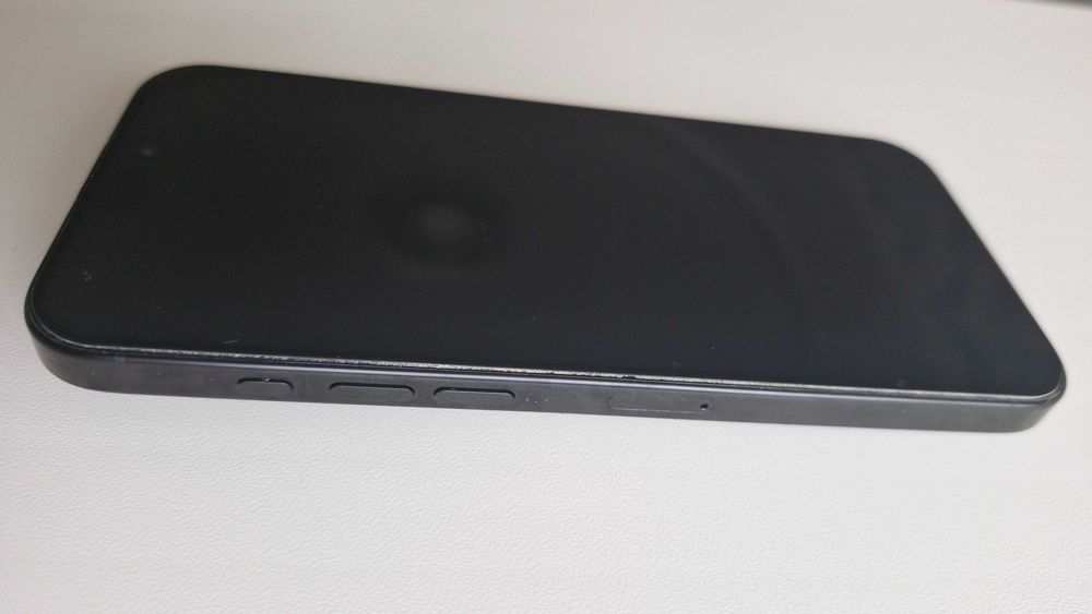 Apple iPhone 16 Pro Max 256 Gb Black Titanium Neverlock Повний комплект, як новий + оригінальні чохли + додаткові захисні стекла, Батарея 95%