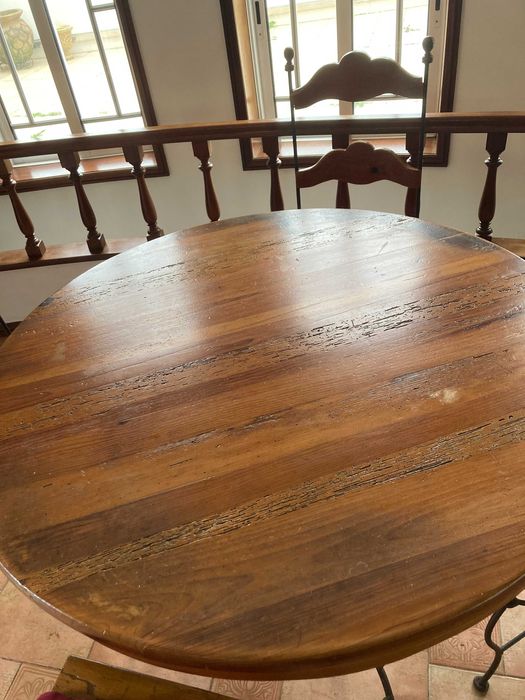Conjunto de mesa e cadeiras madeira mexicana e ferro