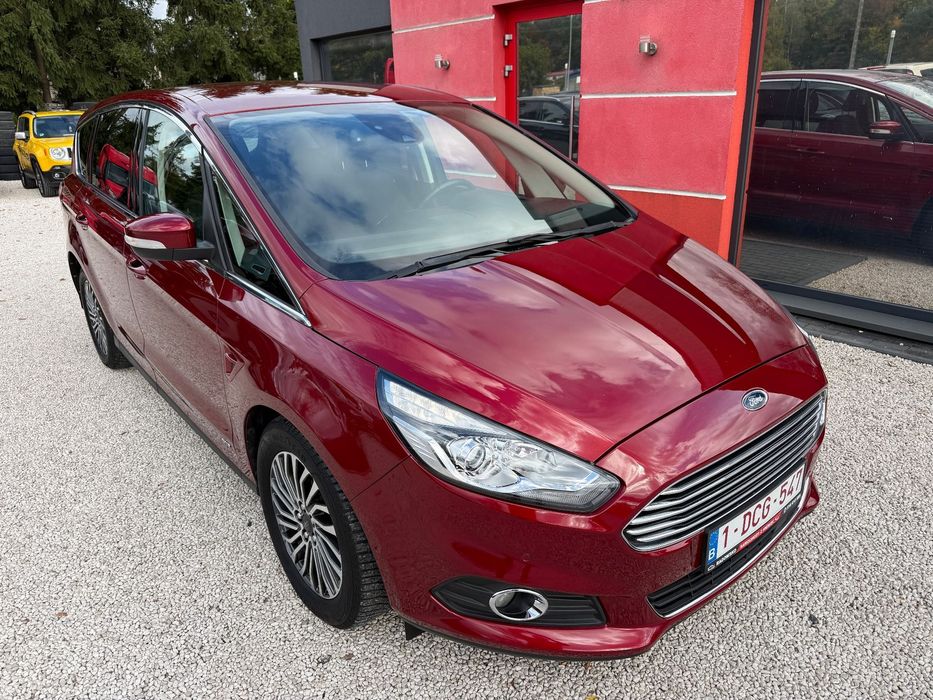 Ford S-Max