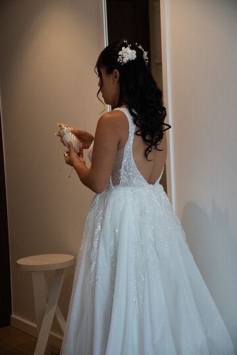 Vendo vestidos de noiva e damas