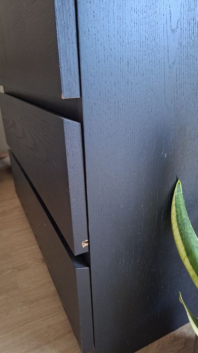 Cómoda IKEA em preto