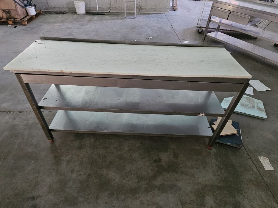 Bancada de inox  com tabua de corte