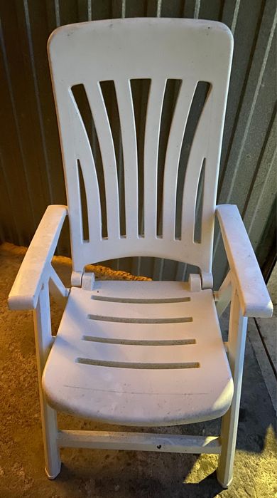 Cadeira de Plástico