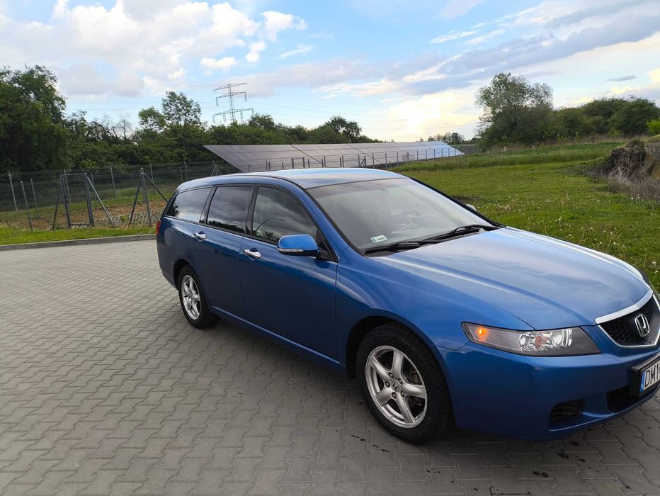 Sprzedawanie Honda Accord 7 combi