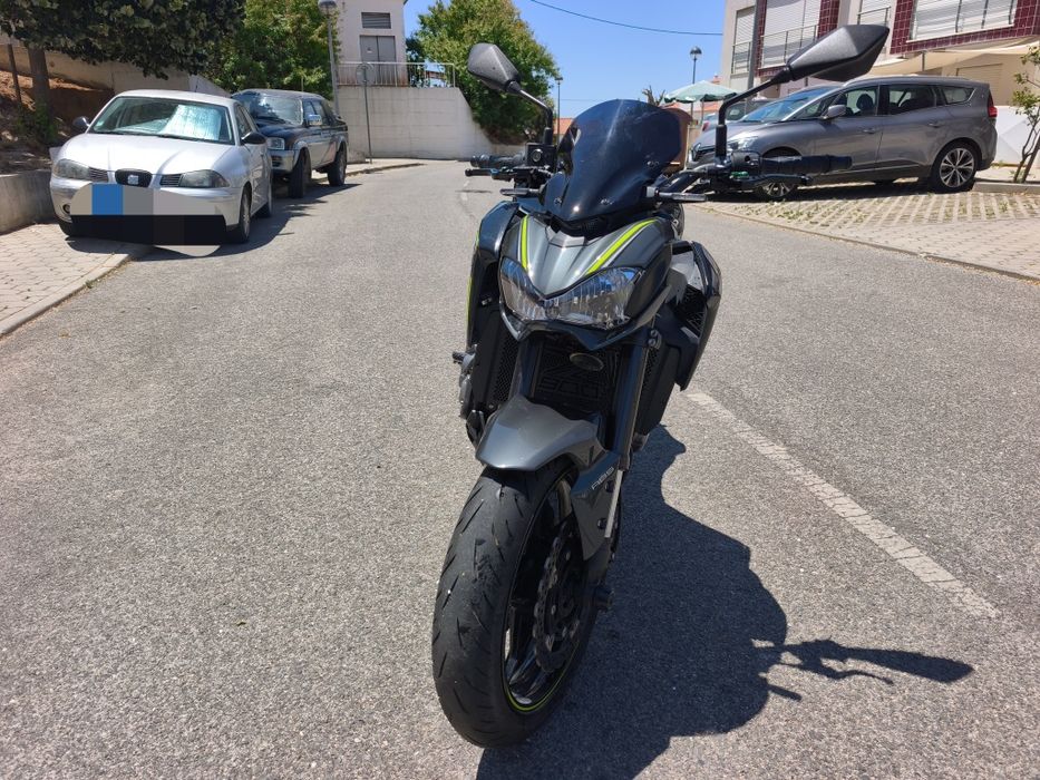 Kawasaki Z900 2018 de Garagem | 13.000 km | Estado Irrepreensível