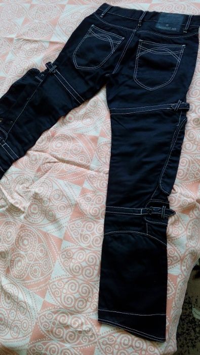 Продам новые оригинальные джинсы ABSOLUT JOY