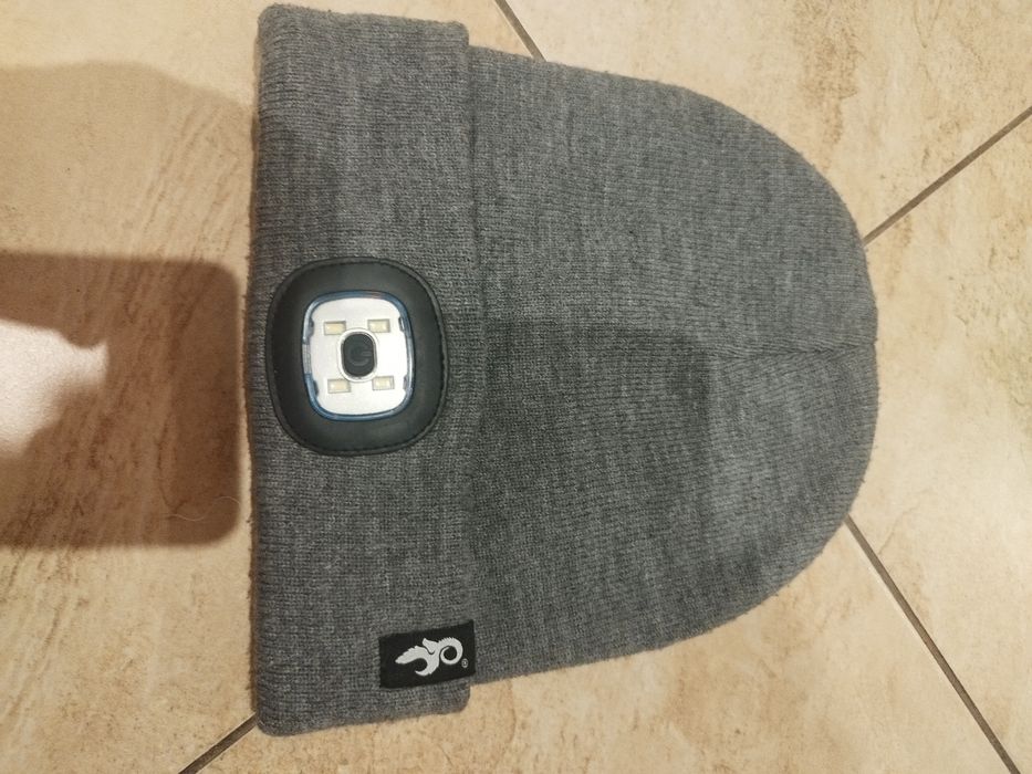 Czapka z latarka szara