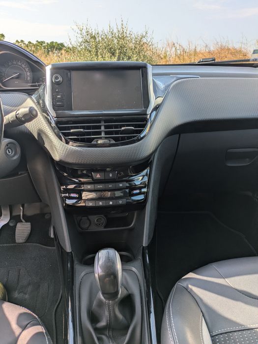 Peugeot 2008 Allure 1.6 HDI