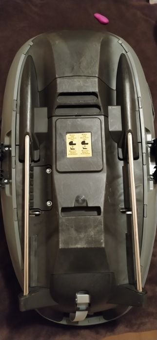 Gondola do SAMOCHODU Maxi Cosi Jade Isofix