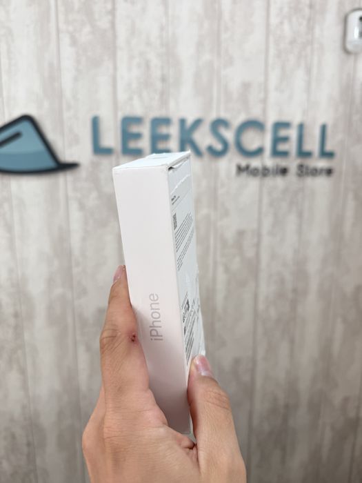 IPHONE 17 PRO - 512GB -  BRANCO - NOVO CAIXA DANIFICADA