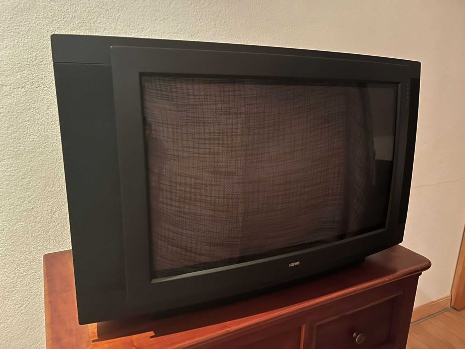 Televisão Loewe Planus