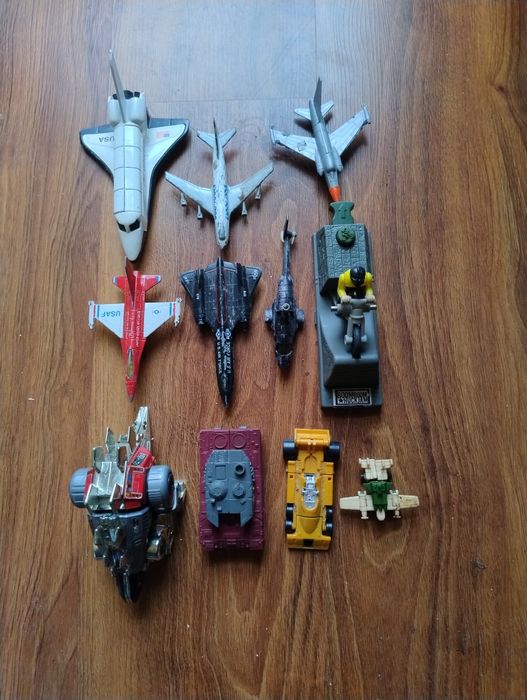 Samochody, resoraki, figurki