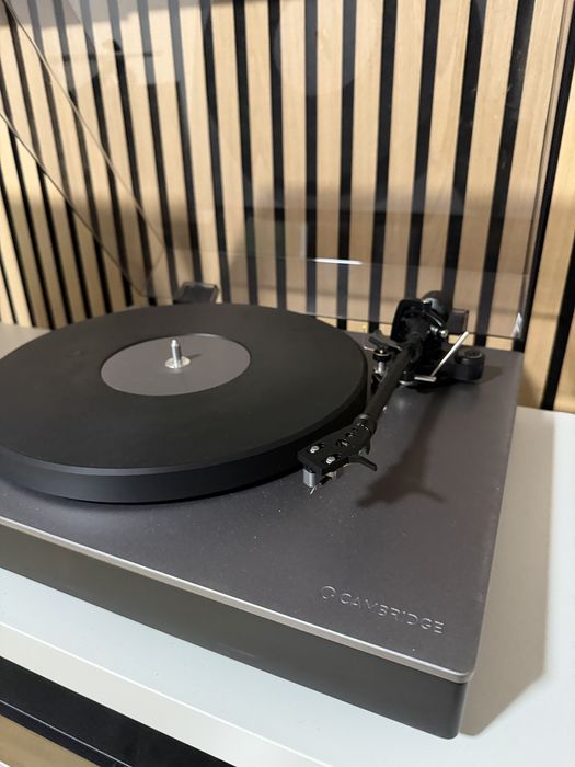 Gira-Discos Cambridge Alva TT V2