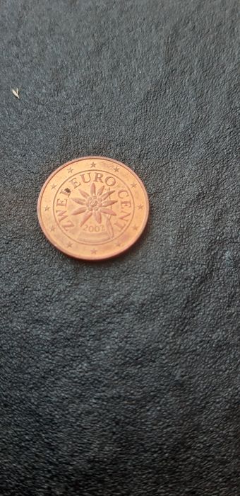 Vendo estas moedas de 1 e 2 cêntimos tem uma de 1 cêntimo com defeito