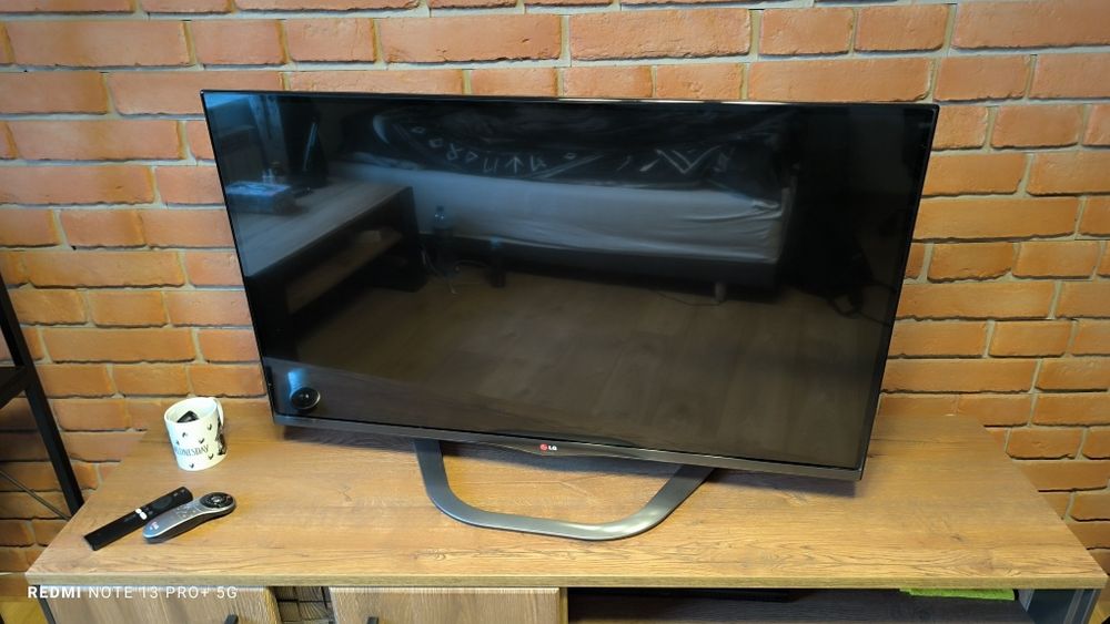 Telewizor 3D LG 42la660s-za.      42 cale