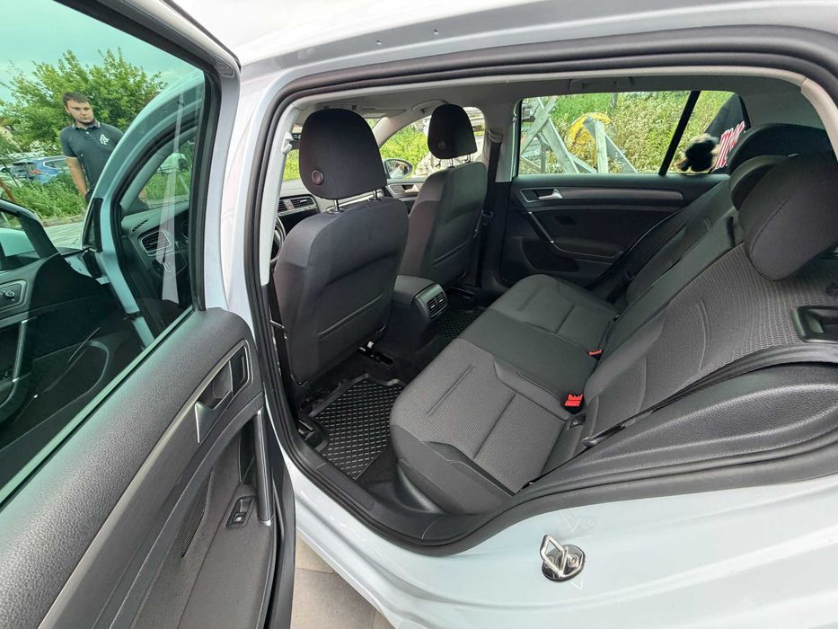 VW Egolf 2017 36 квт
