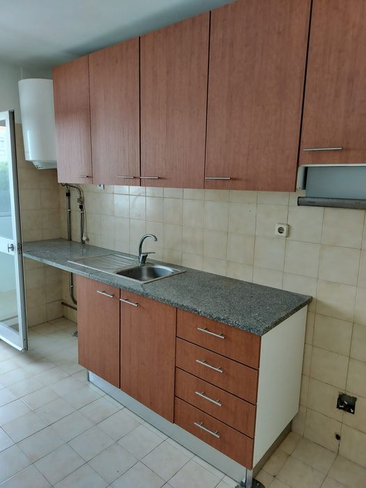 Apartamento T2 em Vila D' Este