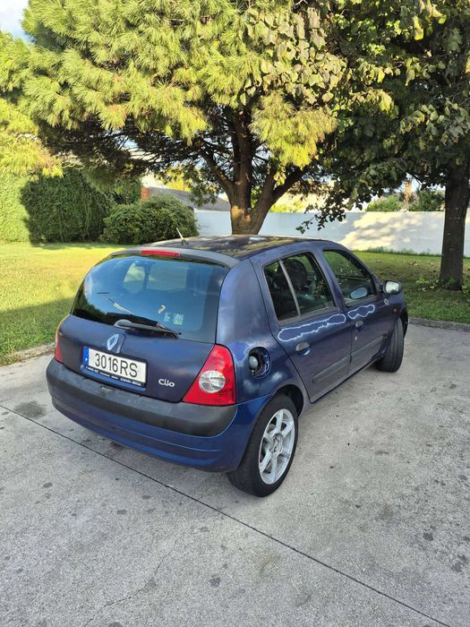 Renaul Clio 2 1.2I