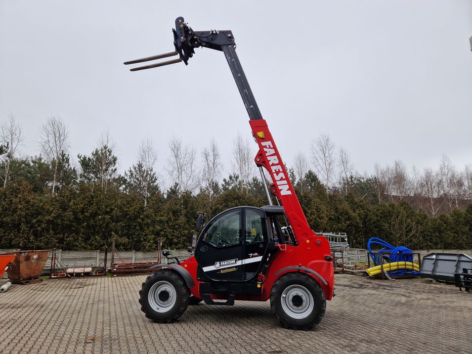 ładowarka teleskopowa Faresin 6.26, demo