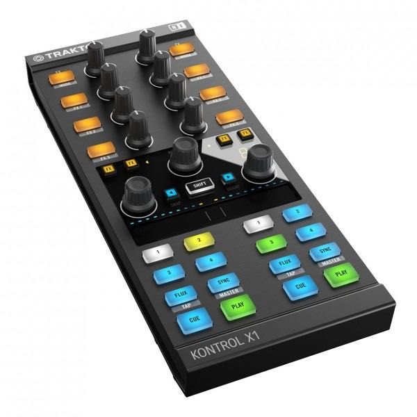 Native Instruments Traktor Z1 MK1 & X1 MK2