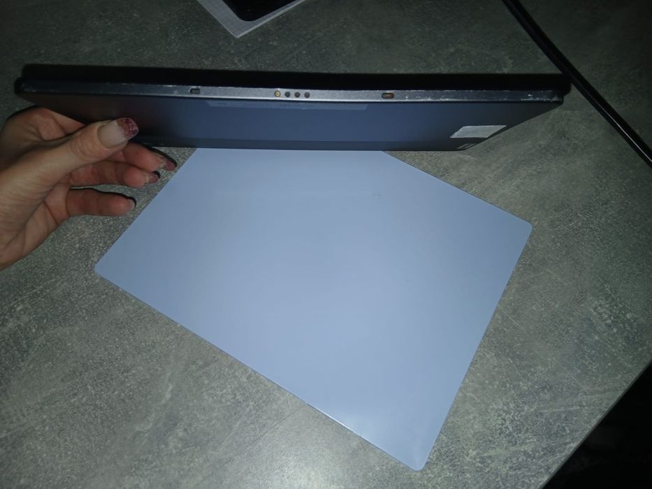 Продам планшет Lenovo Tab  j606f