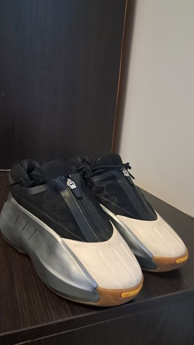 кросівки Adidas Crazy IIInfinity у кольорі Silver Metallic / Core