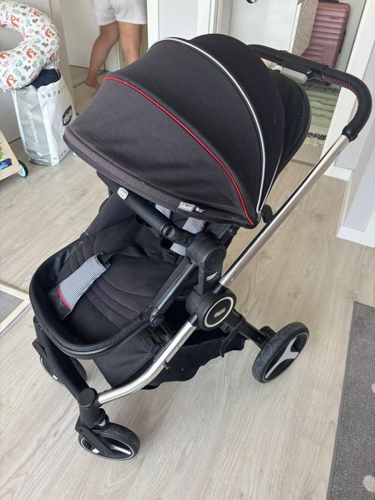Carrinho de passeio e alcofa com oferta