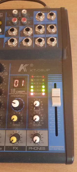 Mikser 8 wejściowy USB, Bluetooth z efektami