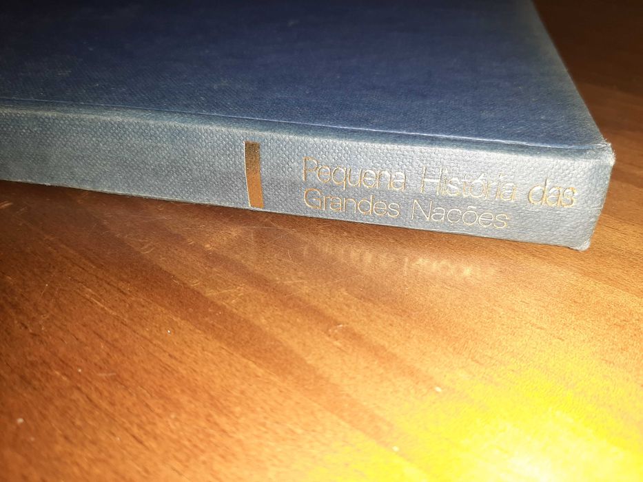 2 Livros "Pequena História das Grandes Nações"