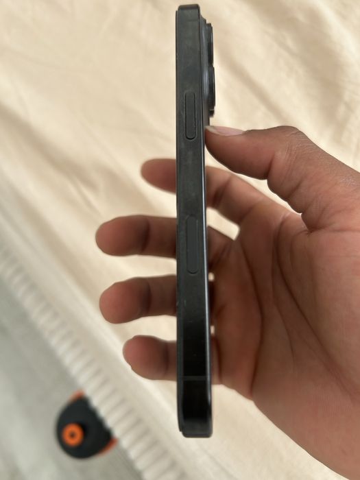 Iphone 16 pro usado