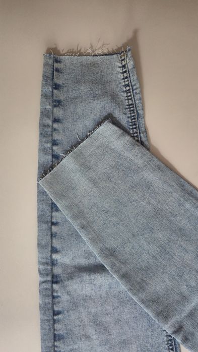 Spodnie jeans cropp M