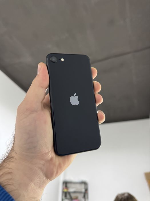 Apple iphone SE 64 gb 100% як новий айфон се2022