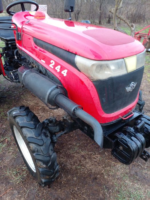 Продам трактор  WUZHENG WZ244