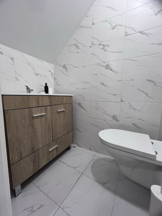 Casa Moradia T3  em Quebradas