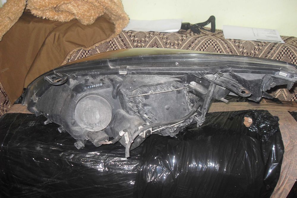 LAMPA LEWA PRZEDNIA renault megane III 3 coupe części