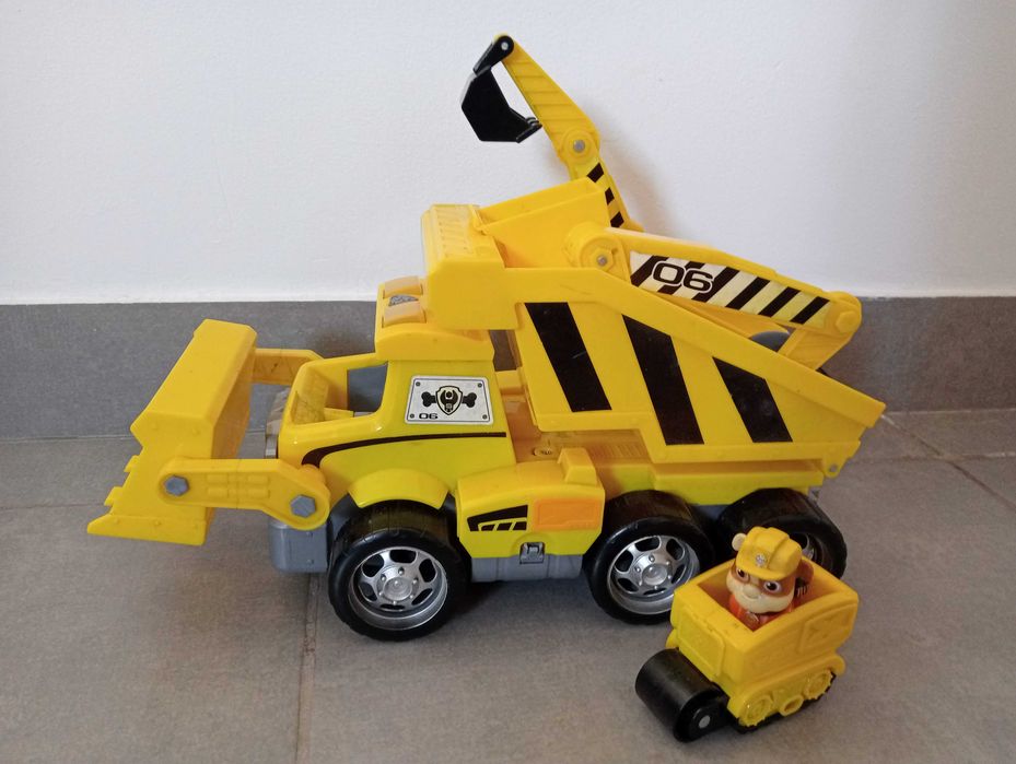 Camião patrulha pata