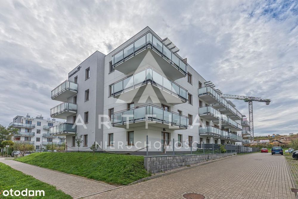 Zadbane 3 pokoje z miejscem postojowym i komórką
