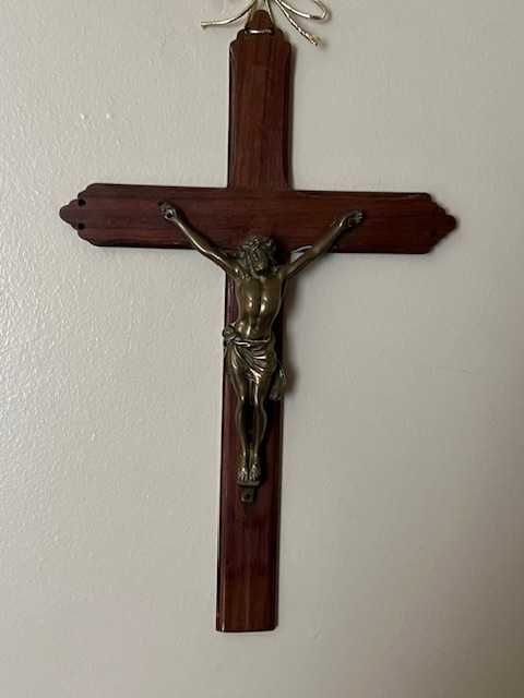 Crucifixo madeira com cristo bronze