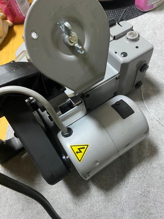 Maquina de costurar sacos industrial