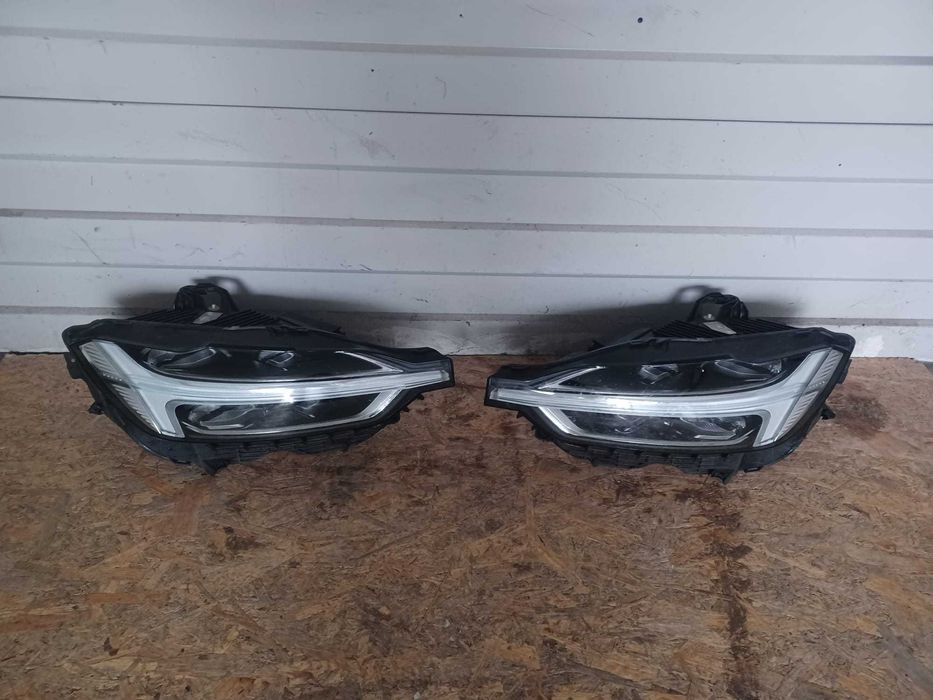 Lampy lampa lewa prawa przód Volvo Xc60 II